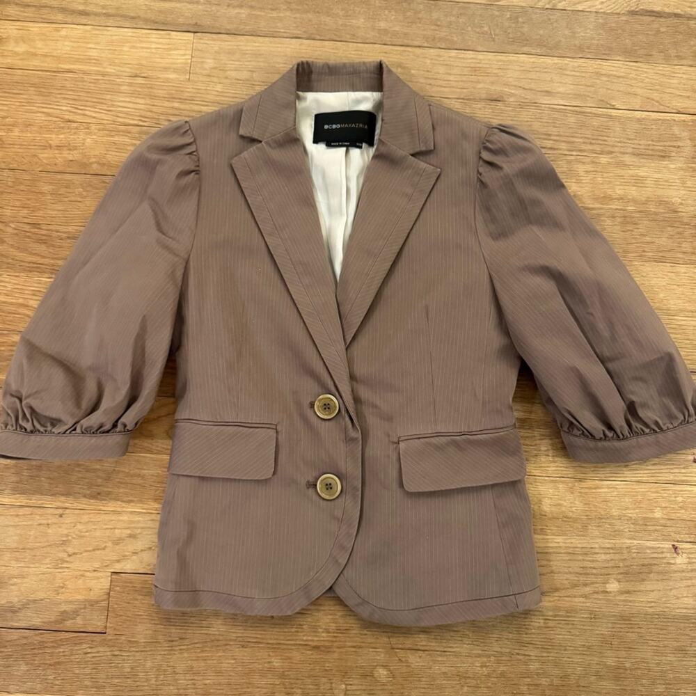 BCBGMAXAZRIA brown tan pinstripe 1/2 puff sleeve blazer jacket size XXS
b51
